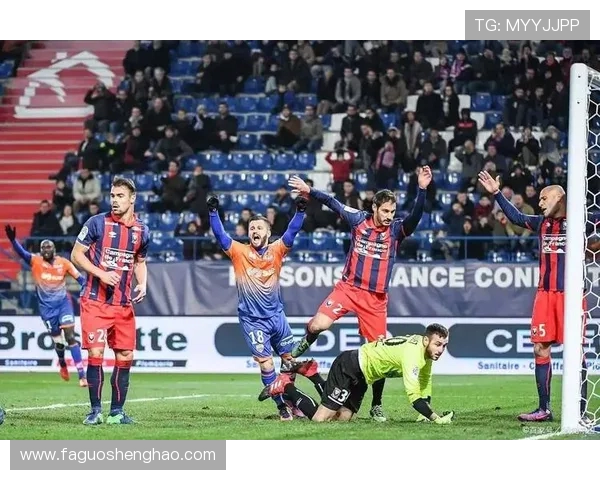 纽卡斯尔联迎战西布朗维奇争夺英超积分榜关键三分