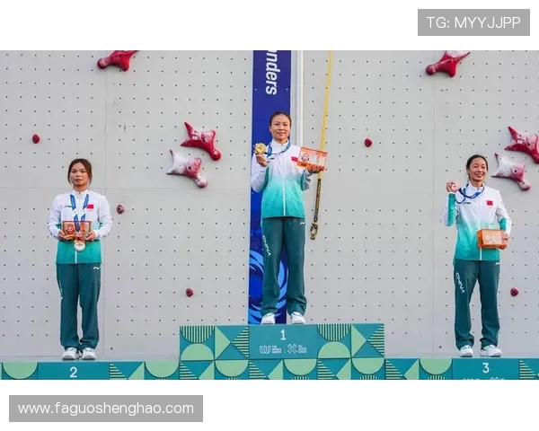 成都攀岩队在全国攀岩配合排行榜中荣获第十名的佳绩引发关注